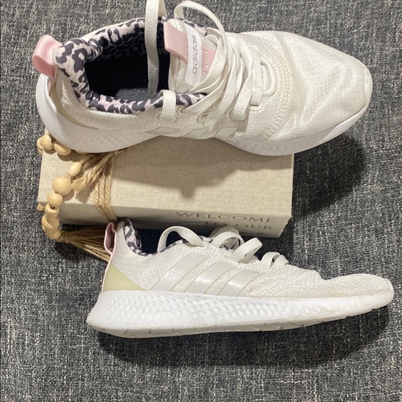 Adidas Women's White Sneakers with Pink Accents - Picture 2 of 10